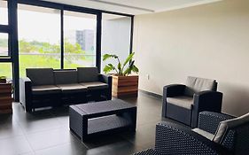 Luxurious Marinabay Flat